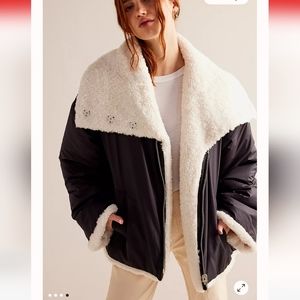A MUST HAVE!!! We The Free Isra Cozy Puffer Jacket